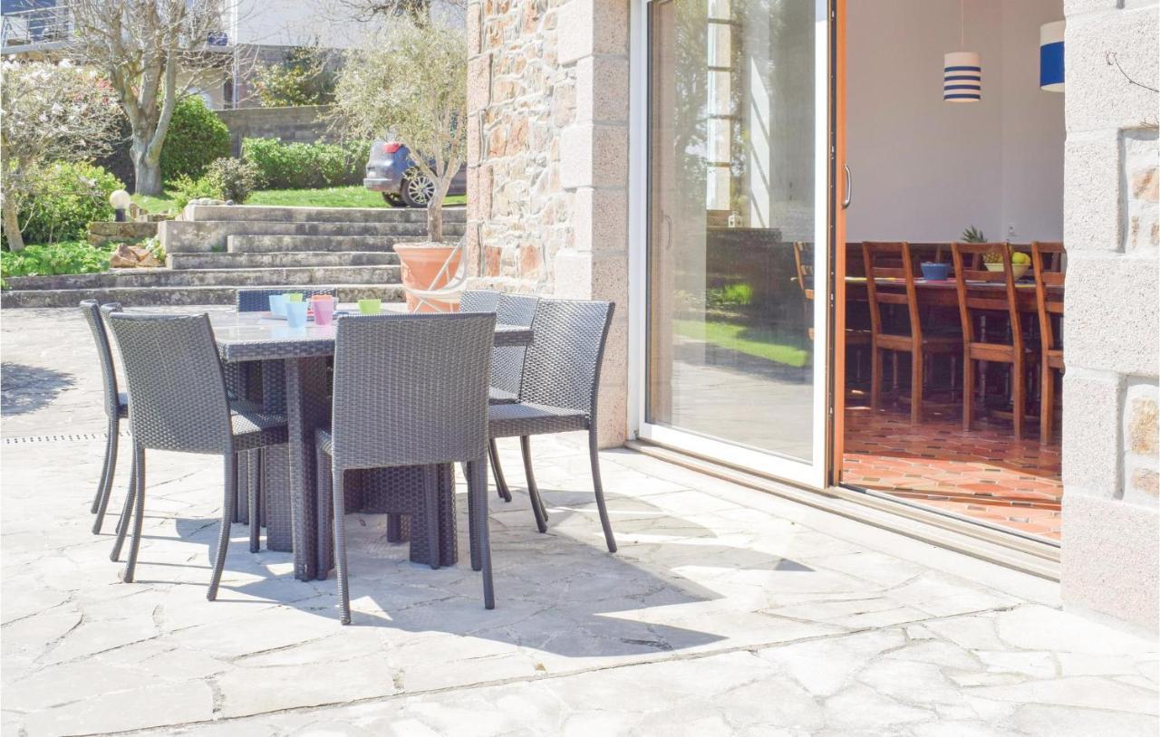 Lovely Home In Perros-Guirrec With Wifi Extérieur photo